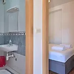 Central Beach Apartment Lägenhet Makarska