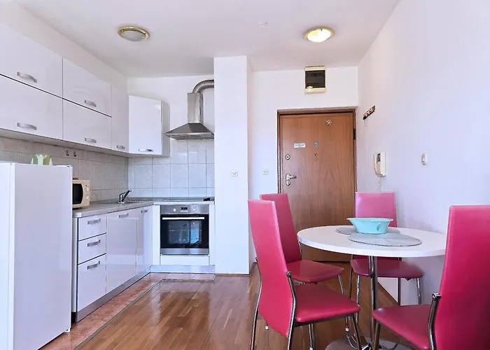 Apartman Central Beach Apartment