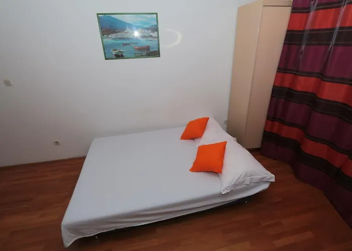 Daire Central Beach Apartment *