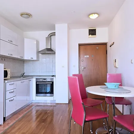 Lejlighed Central Beach Apartment